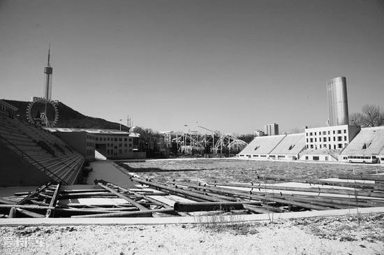 大連火車頭體育場改造項目-拆遷重建中 大連火車頭體育場改造項目-拆遷重建中