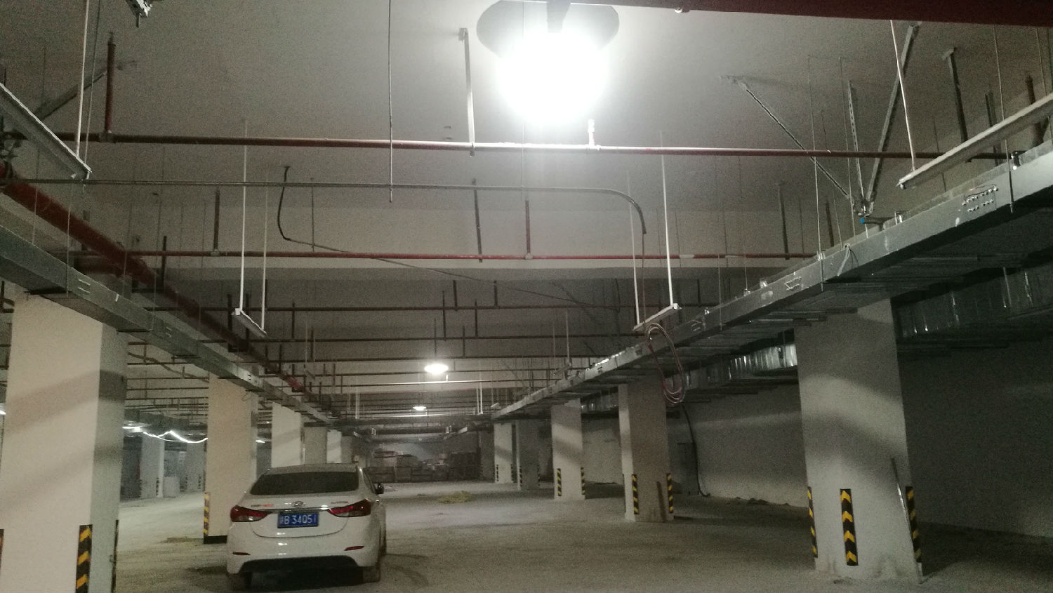 地下車庫(kù)照明 地下車庫(kù)照明
